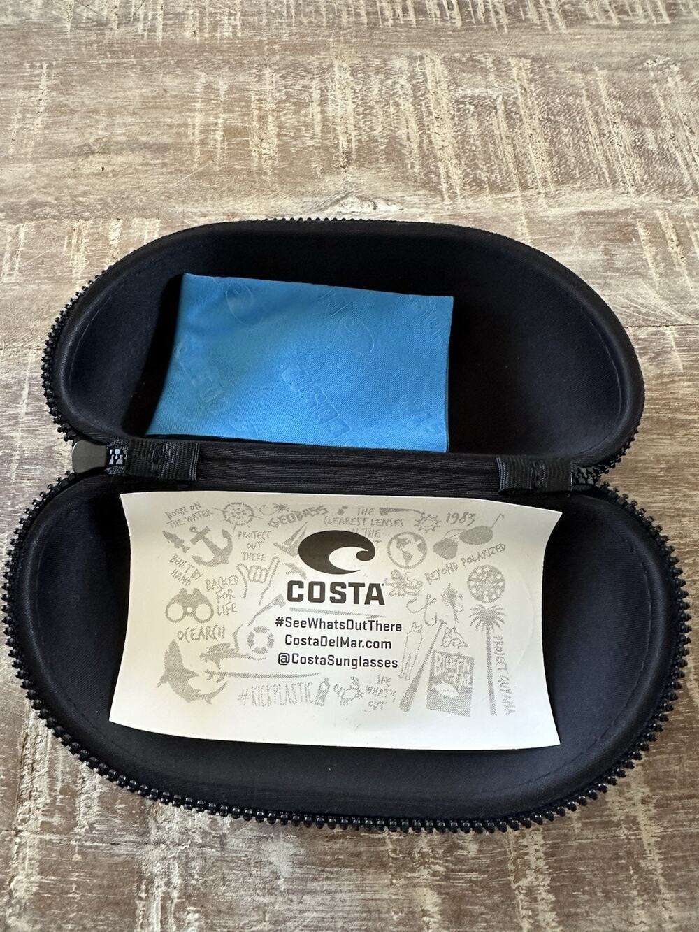 COSTA DEL MAR Sunglasses Case Zip-up Hard Clamshell + Cleaning Cloth + Sticker